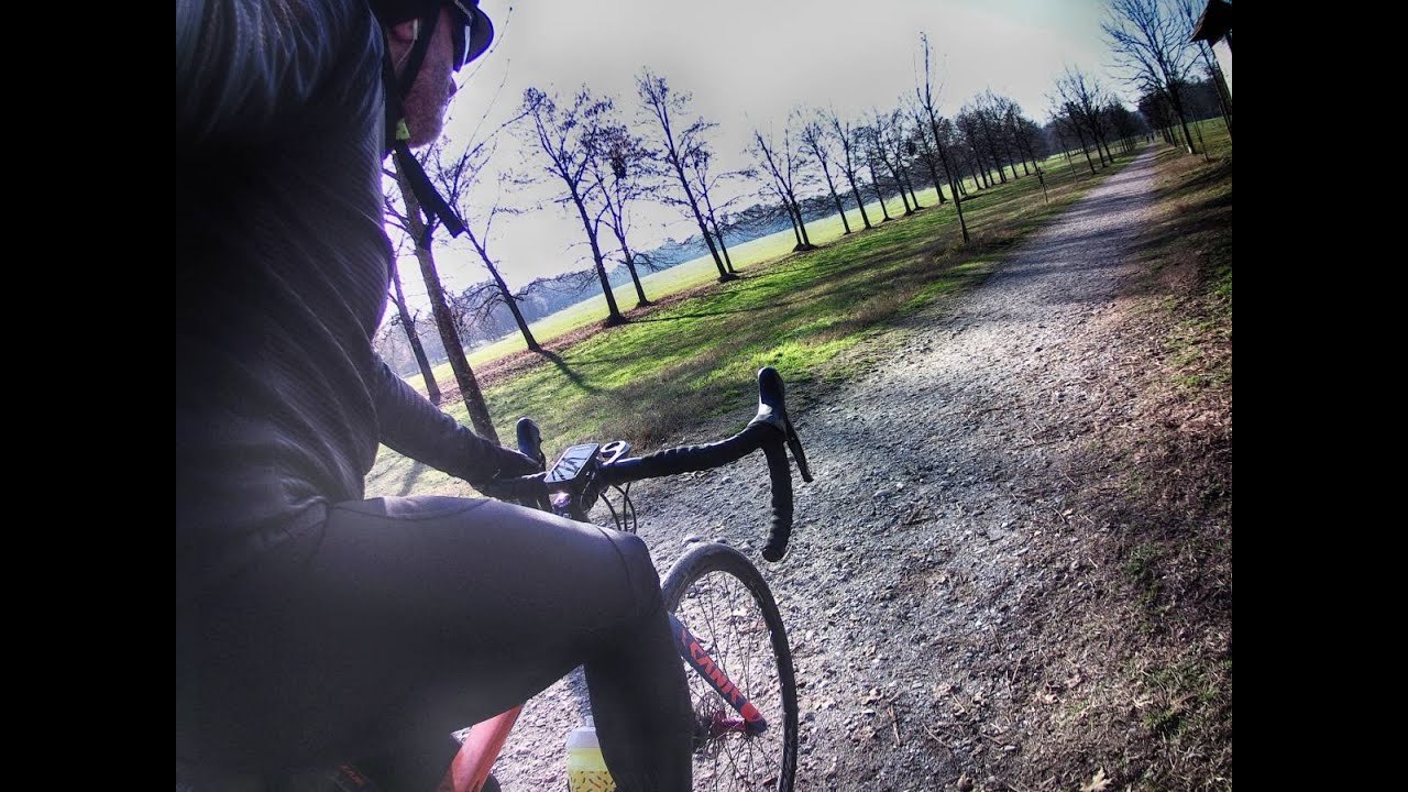Test su strada abbigliamento invernale ciclistmo. Calzamaglia Al&eacute; Cycling Clima Be Hot