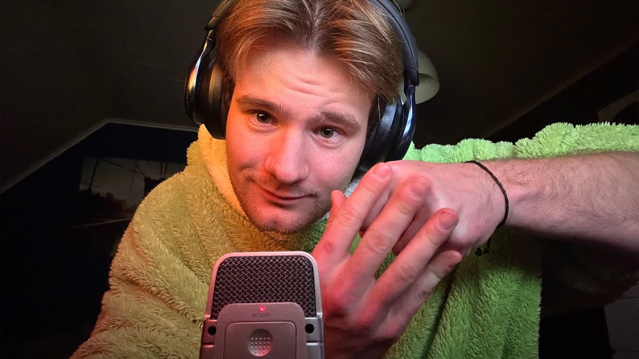 Knuckle tapping + hand sounds ASMR