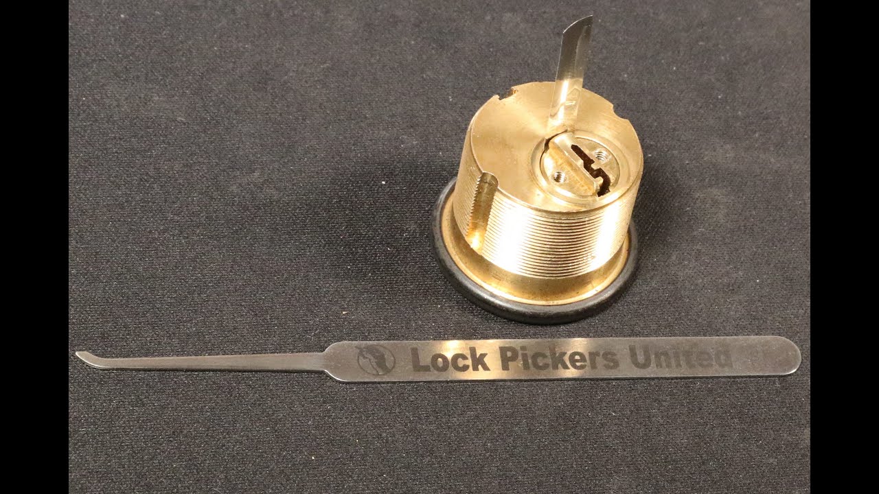 [L232] Shimming a lock from the back w. Progressive pinning bonus!