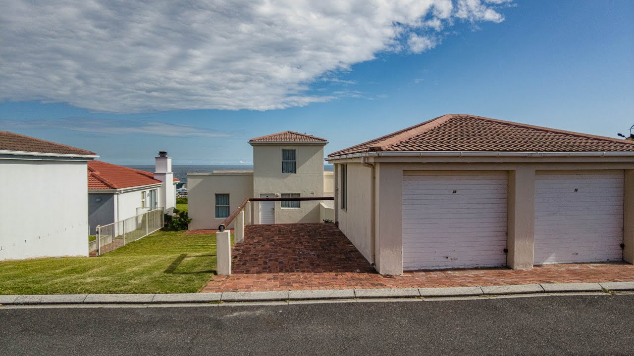 3 Bedroom For Sale - Hermanus Beach Club