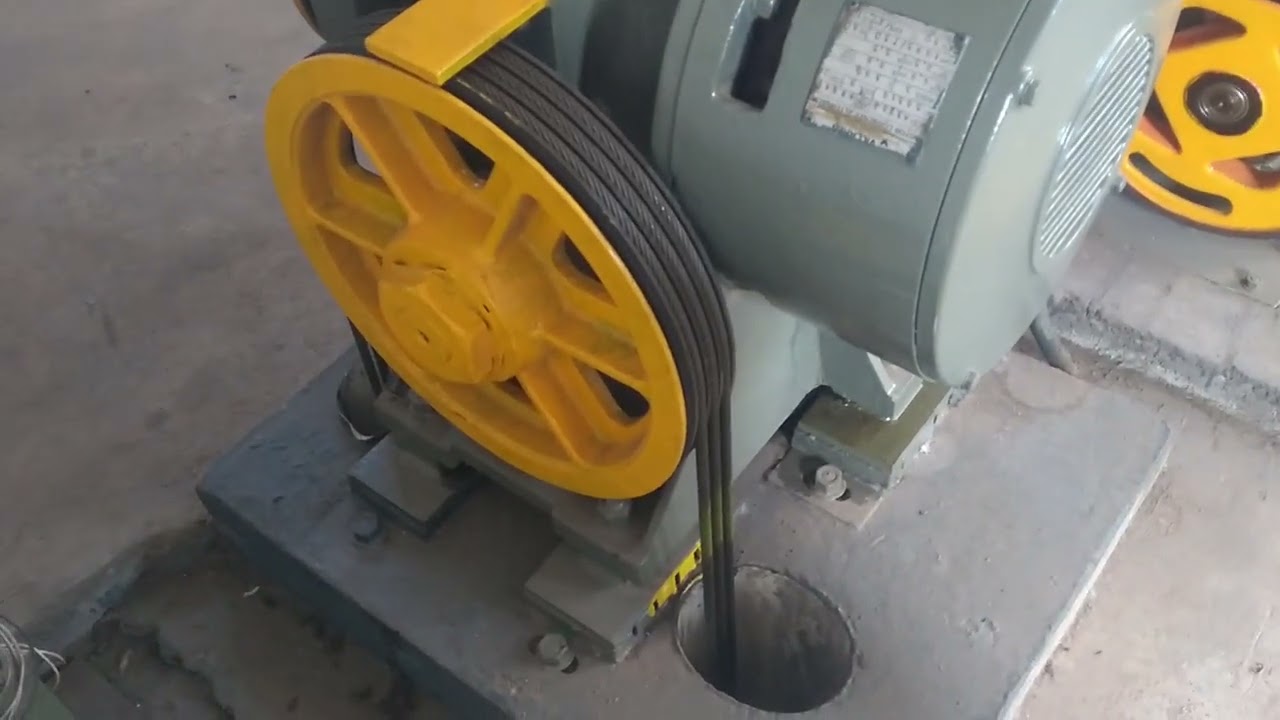 PRIMEIRO VÍDEO DE 2024 Casa de Máquinas de Elevador Atlas antigo ACBDVV Máquina CE 125