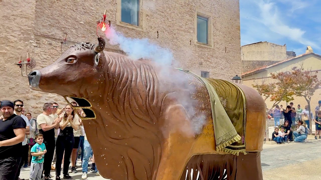 Balls del BOU Tradicional de Valls, com a padrí del MARRÀ de Rodonyà (FIRA’T Rodonyà 2024)