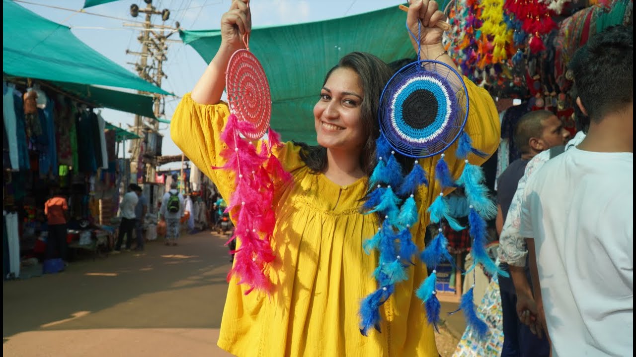 Goa's biggest Flea Market | Anjuna Flea Market shopping Haul | Where to shop in Goa