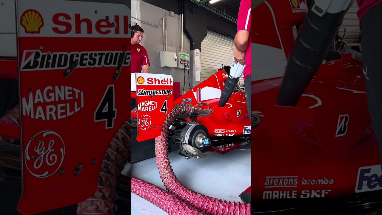 Ferrari F1 from Barrichello, crazy sound!