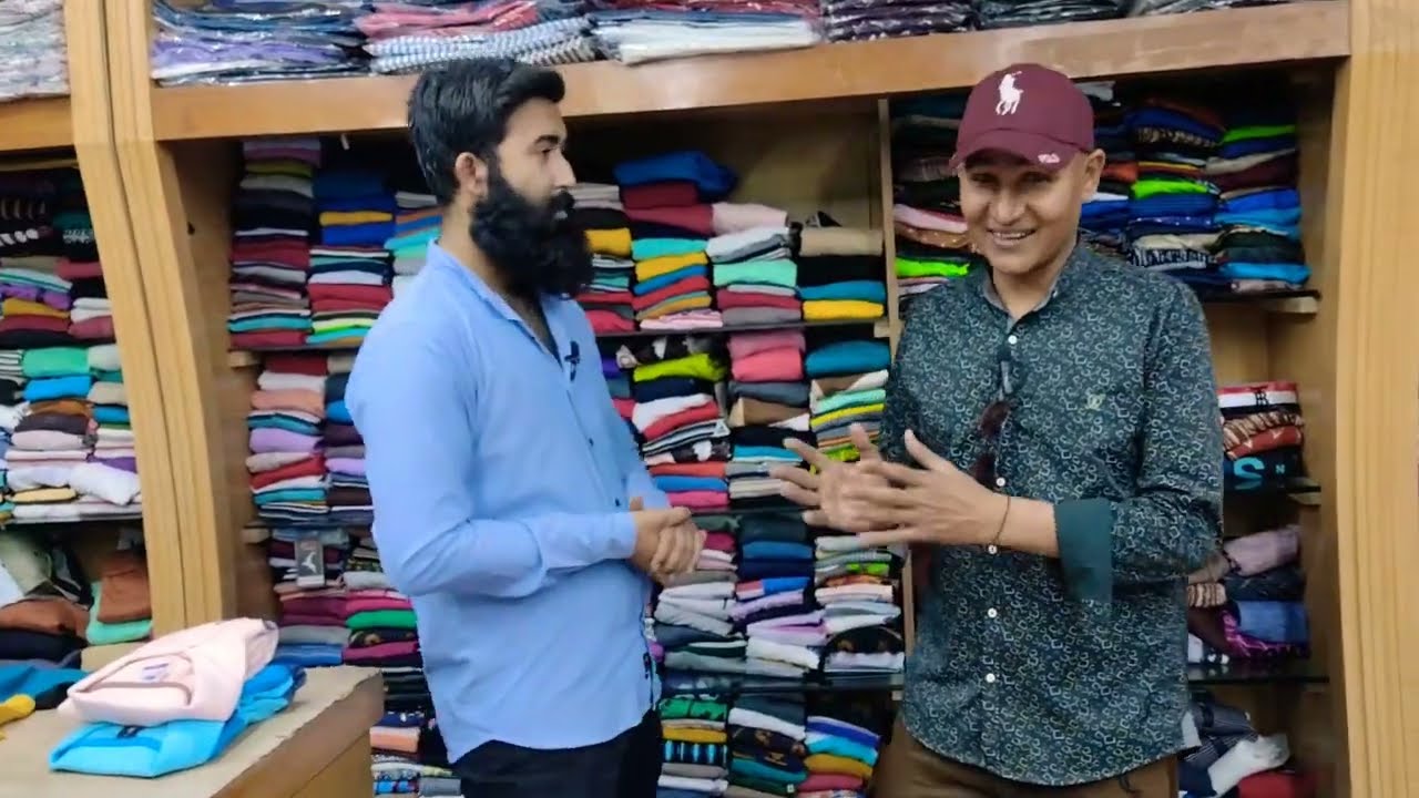 600 Rupees Sale | Jeans WholeSale Market  | Zipper Jacket Hoodie | Rs105| KarACHI SHOPPInG VLOG