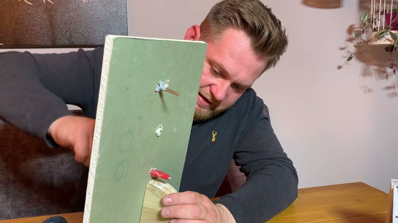 Die richtigen Dübel für Hohlraum oder Gipskarton und ein Blick hinter die Wand was macht der Dübel