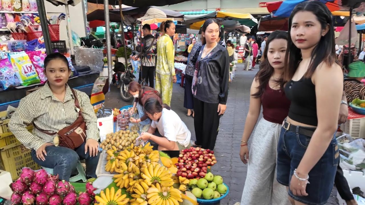 CAMBODIAN Street Food Tour 2026 - Walking Tour in Boeng Trabaek Food Market, Phnom Penh