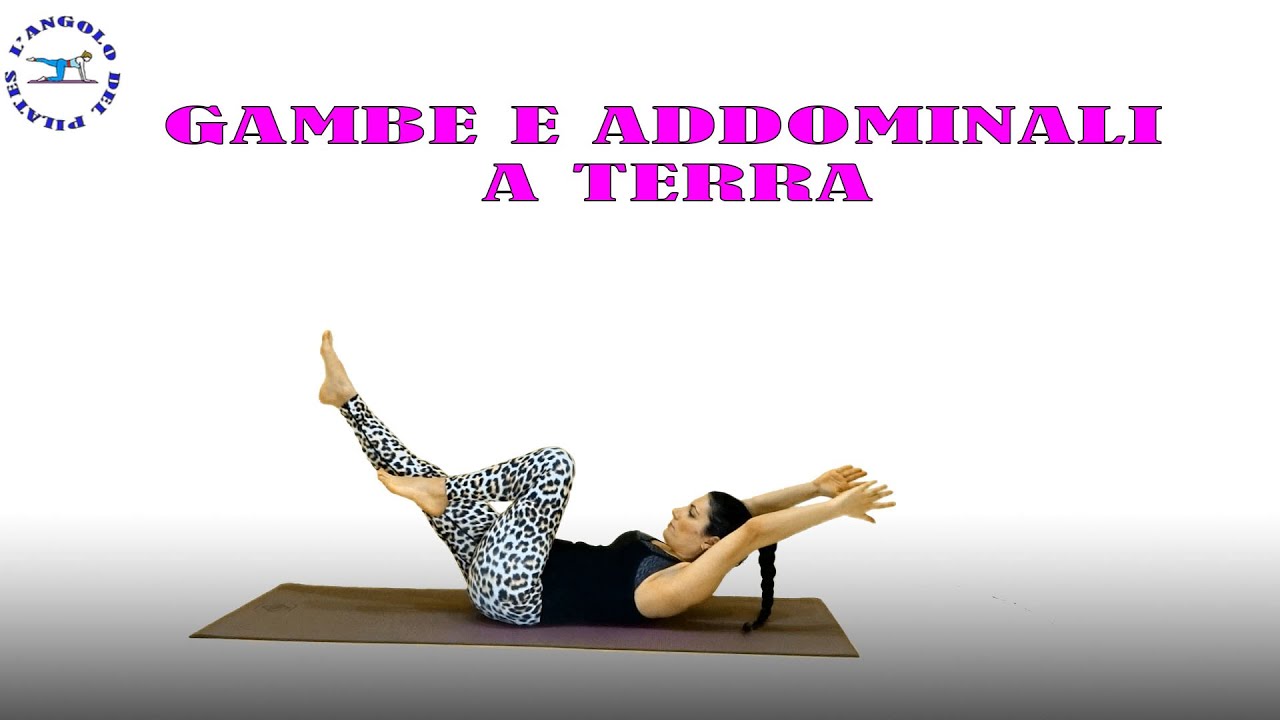 esercizi gambe e addominali a terra | gambe addominali glutei esercizi