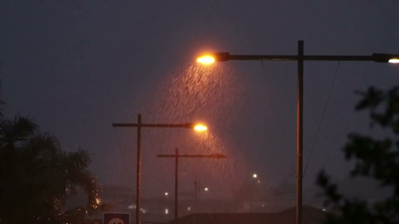 Peaceful Night Rain (Huzurlu Gece Yağmuru)