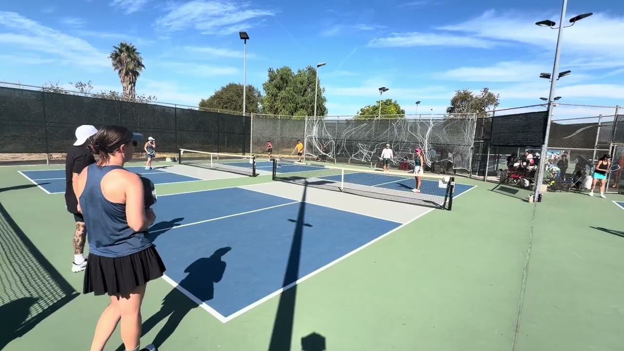 iPickle's Spooky Slam - October 2025 - MXD 4.5 35+ - Esther & Ian vs Steve & Melissa