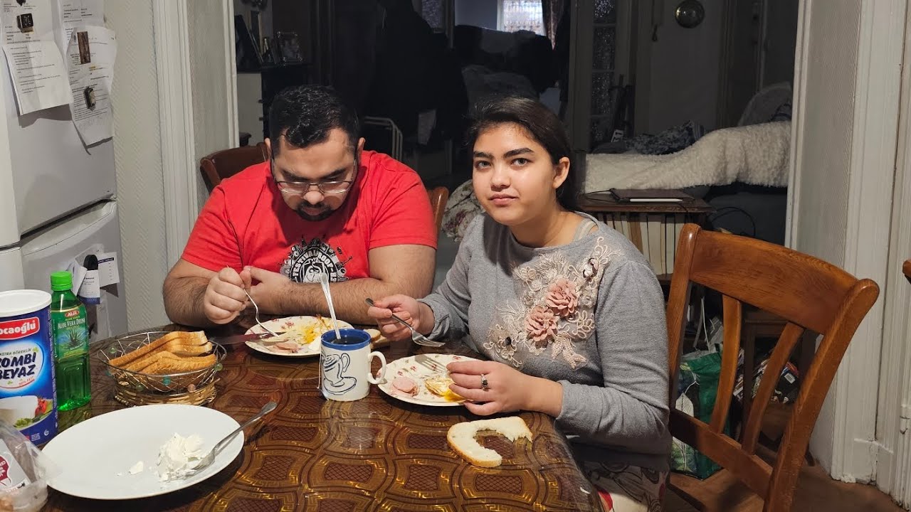 Micul dejun în familie
