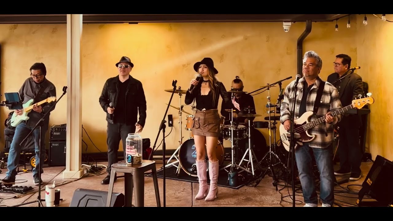 Killing Me Softly by Fugees cover by 2nd VERSE at BEL VINO Winery