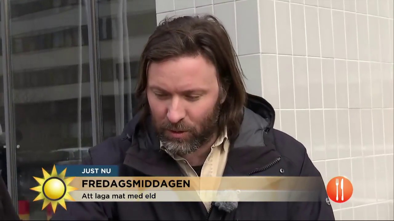 Niklas Ekstedt lagar utsökt mat med eld - Nyhetsmorgon (TV4)