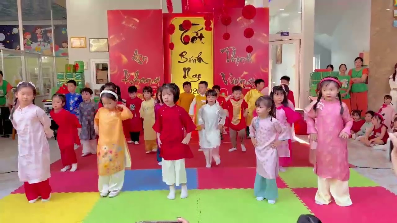 13 tháng 2, 2026