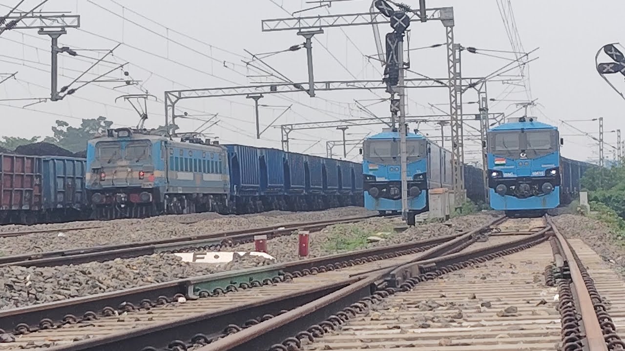 Non- stop High Speed Parallel Train Racing | Non-Stop Action