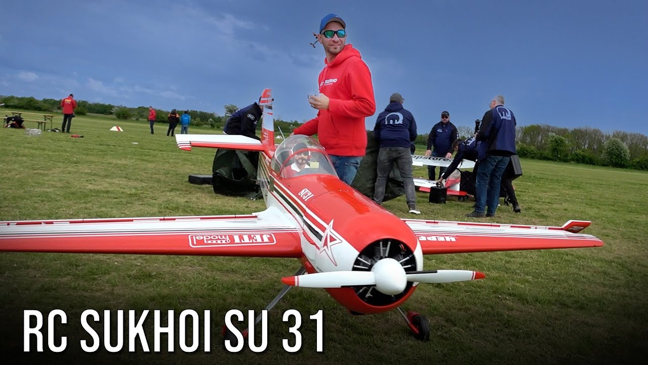 Amazing! World Champion Pilot Gernot Bruckmann Shows Aerobatic Flight Maneuvers With A Big RC SU 31