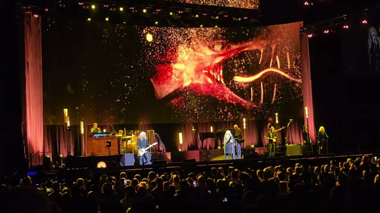 Stevie Nicks - Gold Dust Woman - Manchester Co-Op Live 16th July 2024