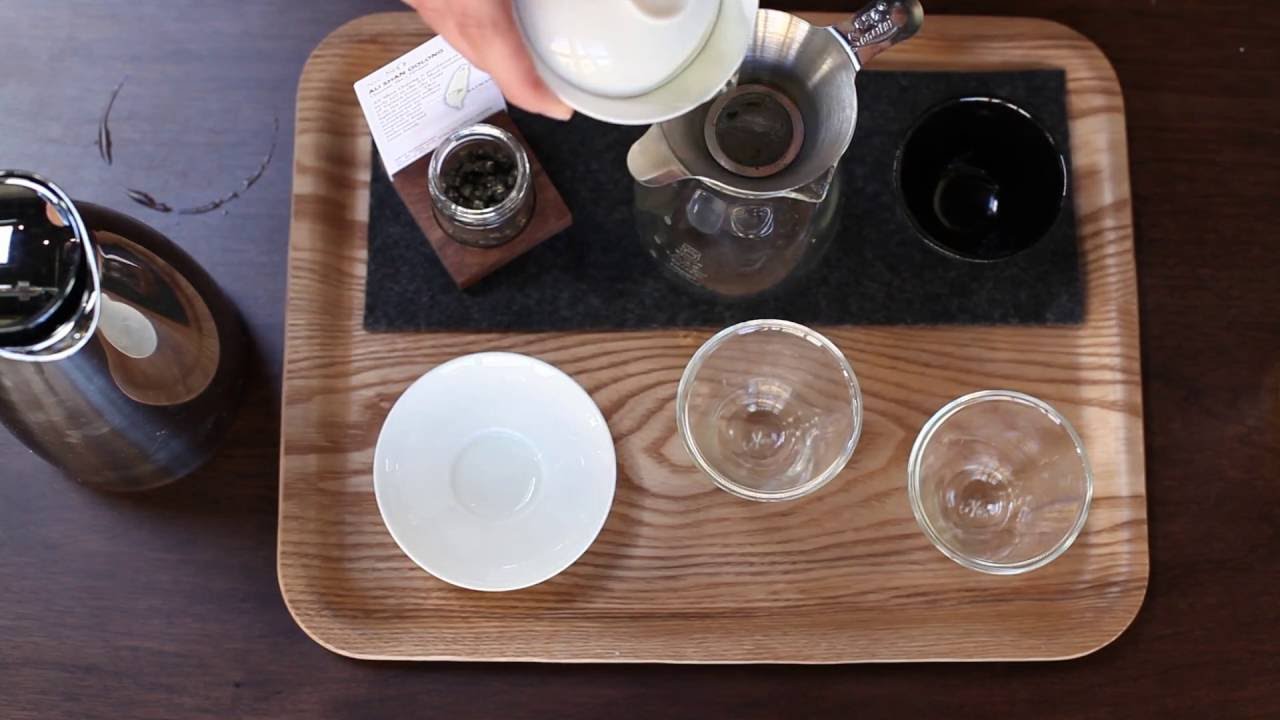 How to Use a Gaiwan by Smith Teamaker