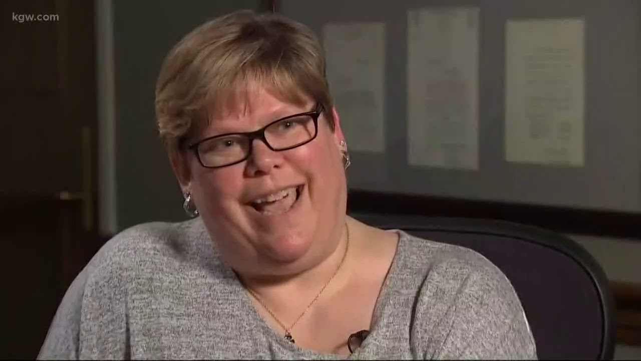 Woman testifies about surprise medical bills