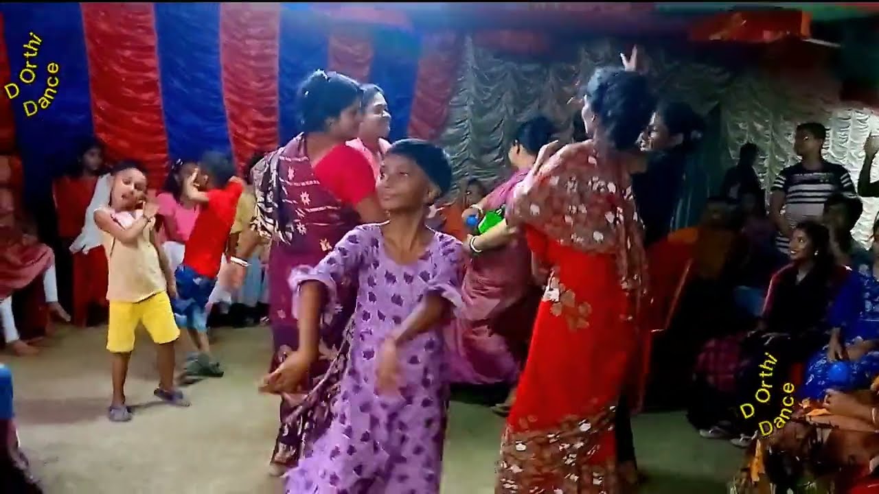 সবাইলে মিলে আনান্দ❤️🥰 ||বিয়ে বাড়ির নতুন নাচ||Biye bari dance ||village dance ||