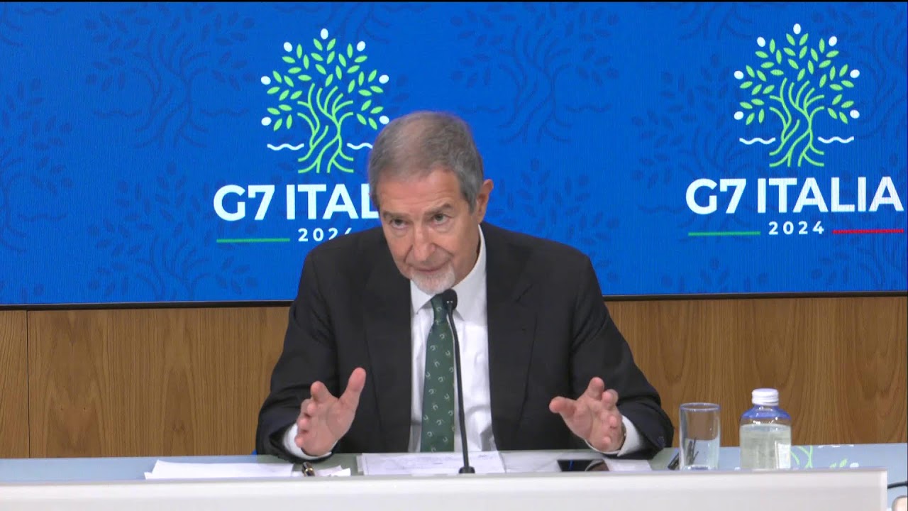 Vertice sull'attività sismica nei Campi Flegrei, la conferenza stampa del Ministro Musumeci