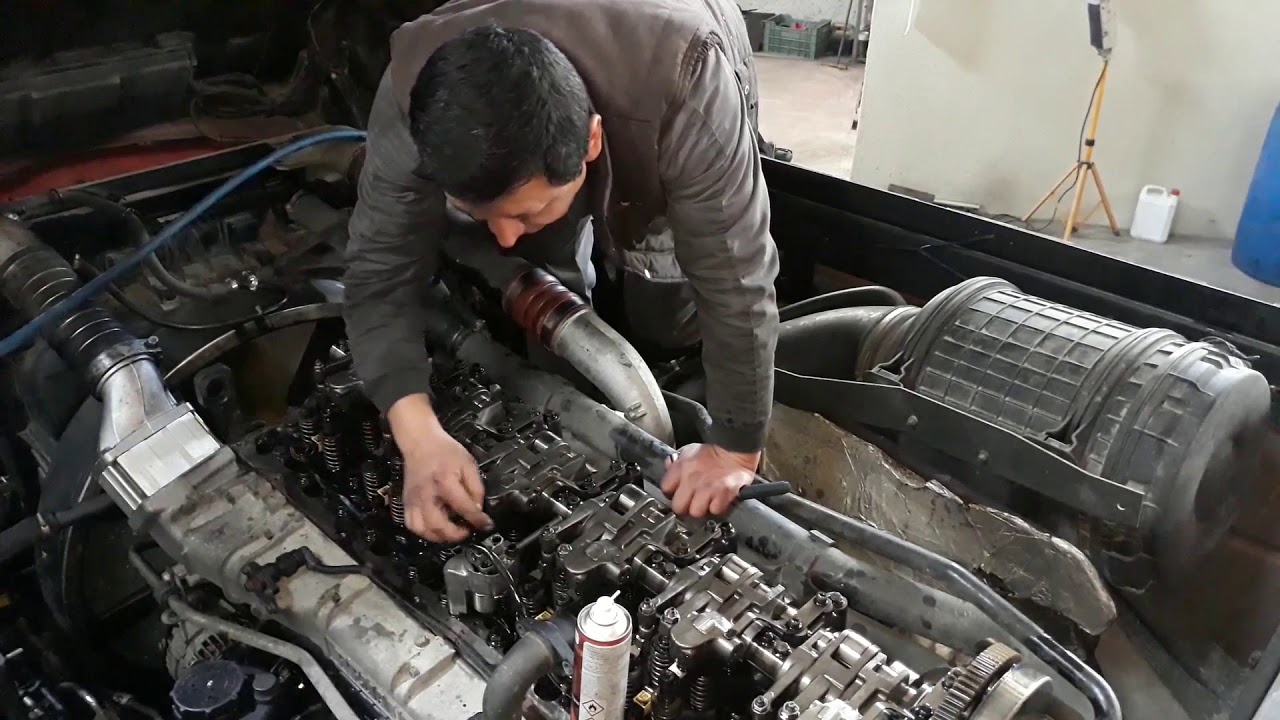 reparación de perdida de aceite en motor de camión RENAULT DXI 13 ???..
