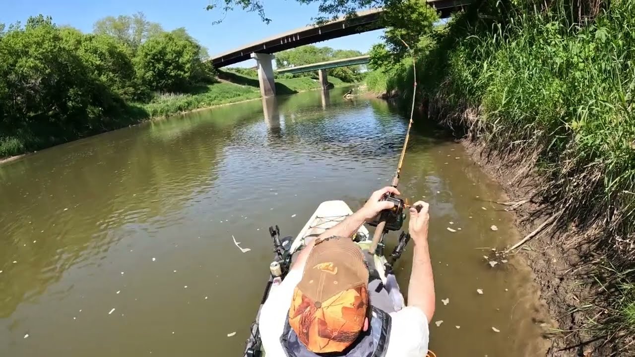 Jackson Kayak Bite FD on little river review.