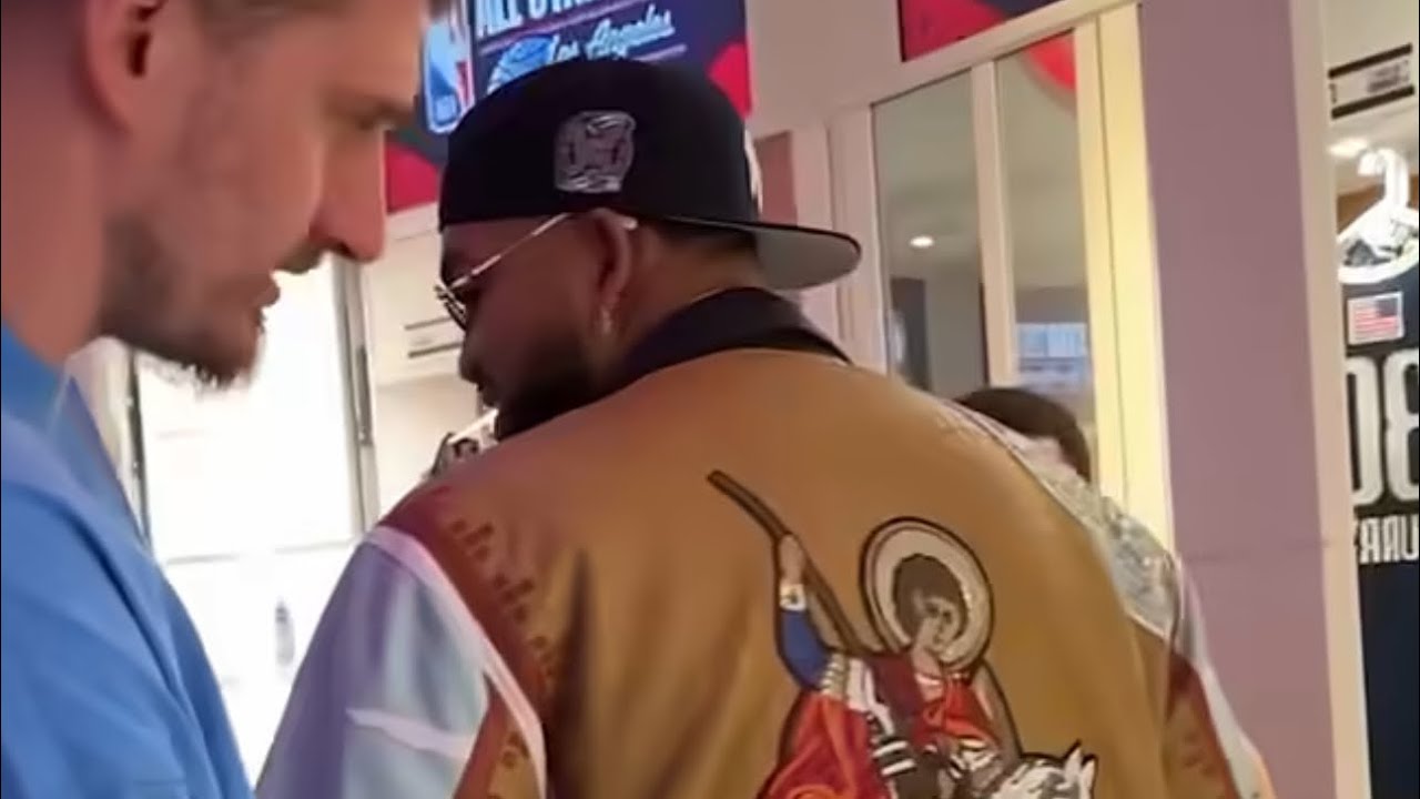  ‼️ NBA ALL STAR GAME “ NOTICE HIS COAT “  ‼️ 