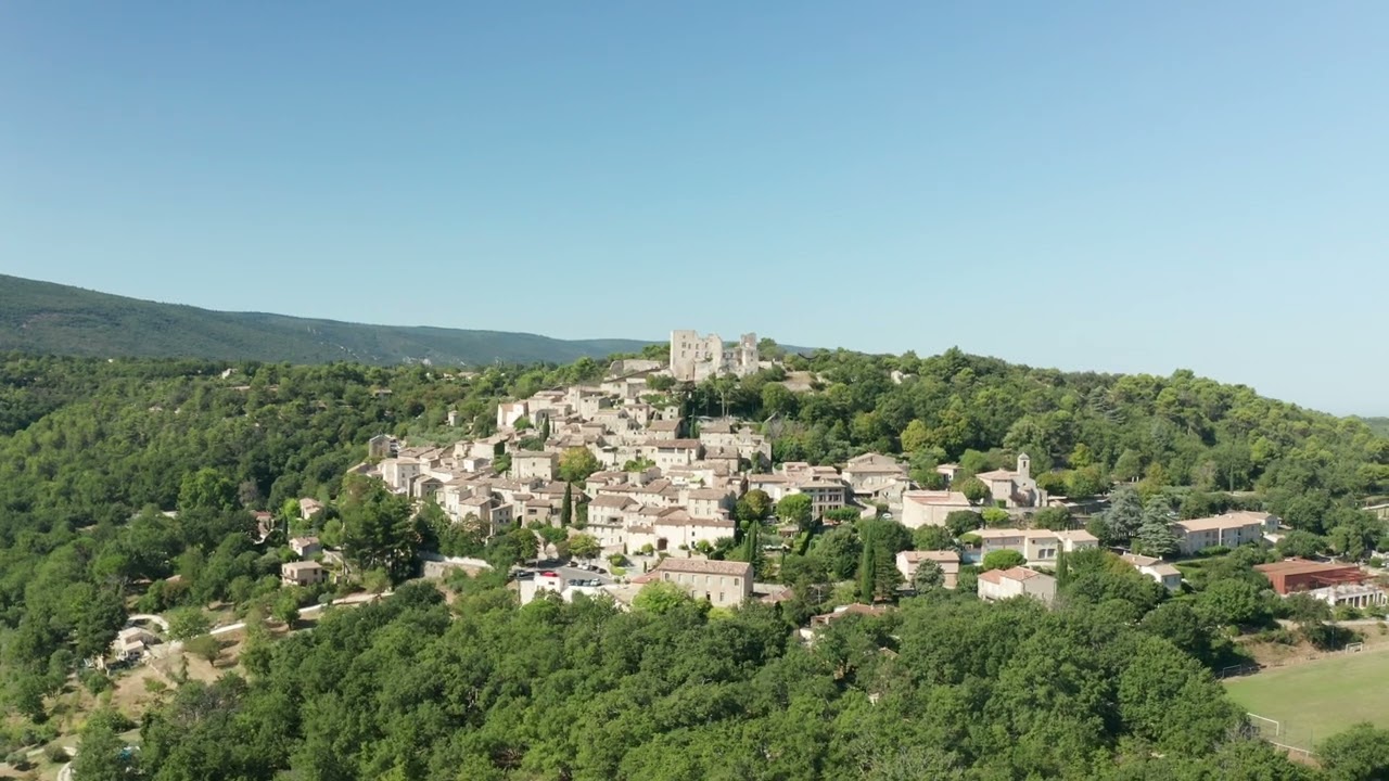 Hilltop villages  in the Provence
