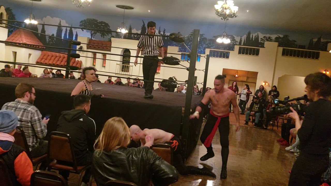 Steven Tresario vs. Tyler Bateman