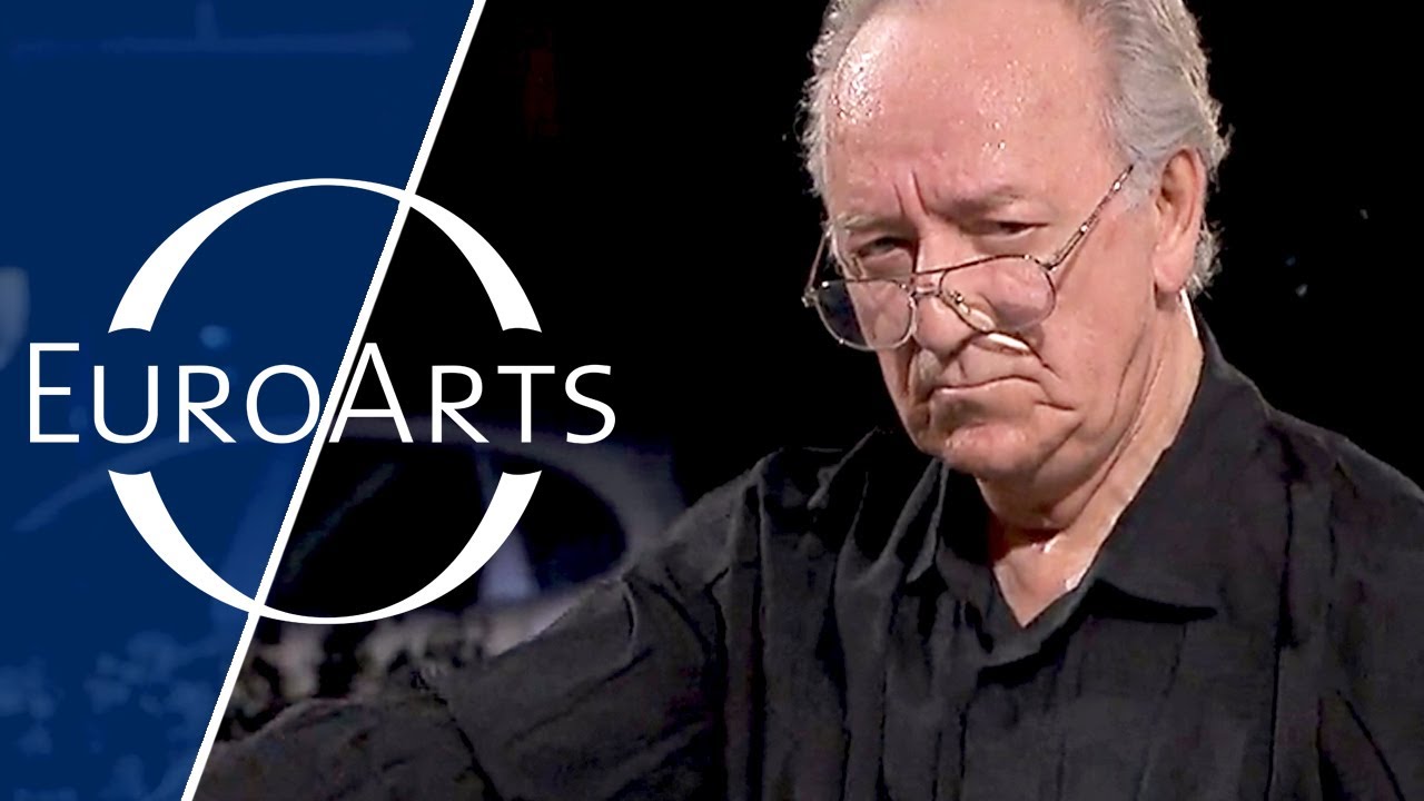 Mussorgsky - Pictures at an Exhibition (St. Petersburg Philharmonic Orchestra, Yuri Temirkanov)
