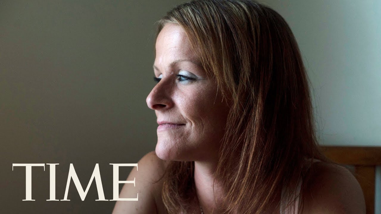 Officer Offered An Opioid Addict A Second Chance At Life Without Drugs | The Opioid Diaries | TIME