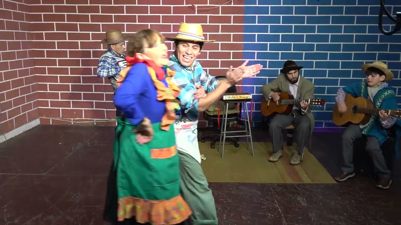 PRESENTACION GRUPO  FOLCLORICO  CHICHA  Y  MUDAY