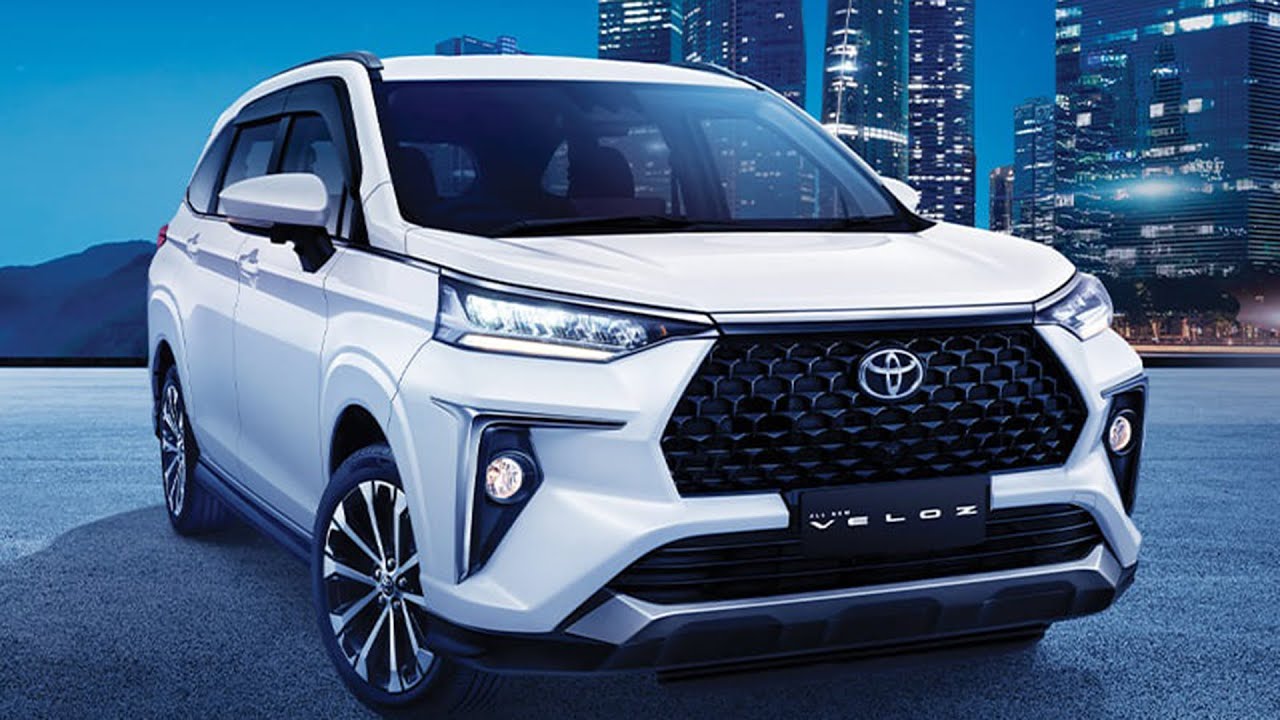 Авто обзор - Компактвэн Toyota Avanza 2022 нового третьего поколения поступил в продажу в Индонезии