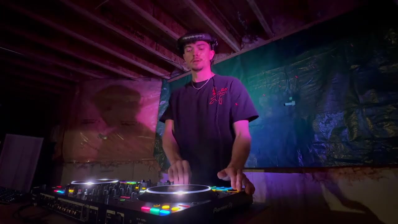 DJ Swoosh - Swoosh Radio 003