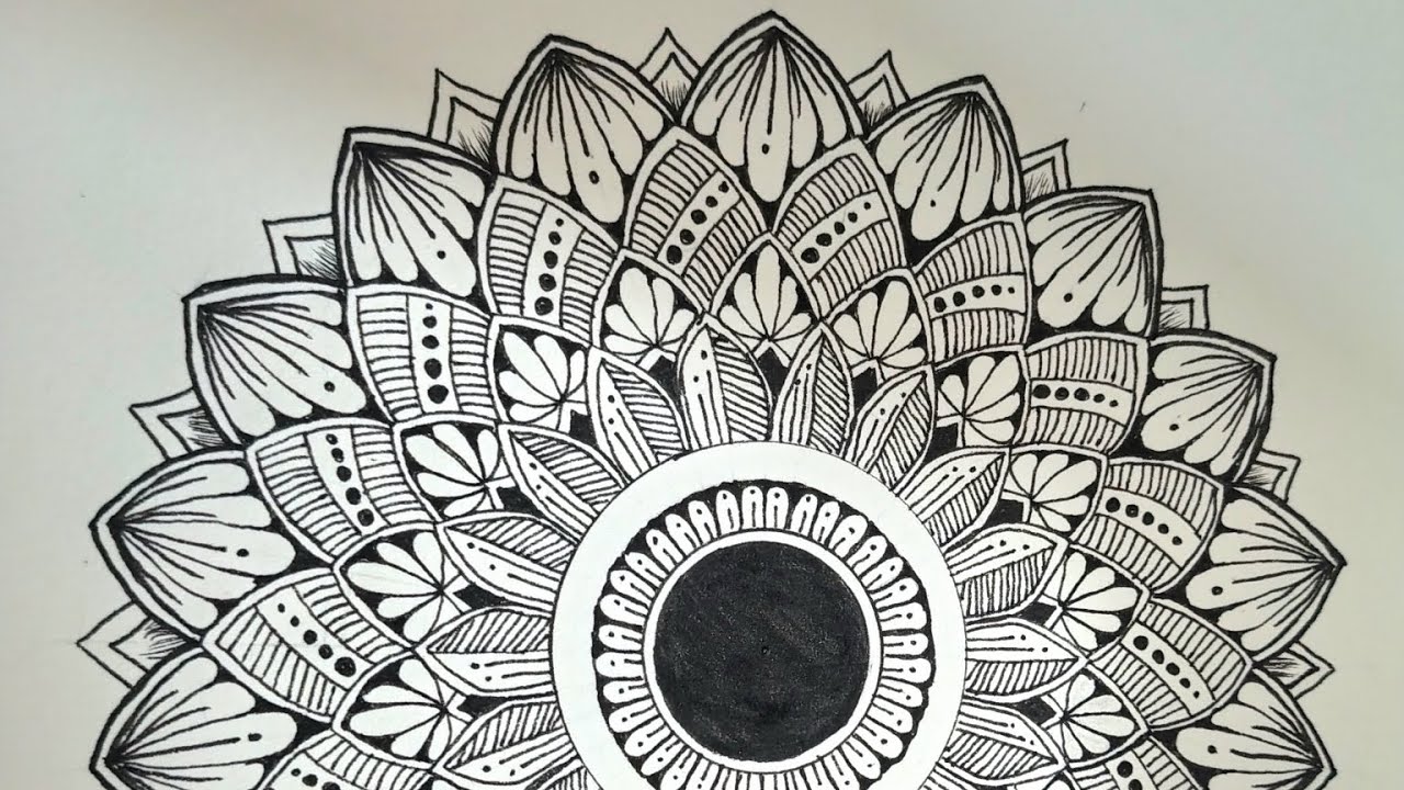 Draw mandala with me 🪻🪻 #art #meditativemandalaart #trending #mandalaart #auramandalas