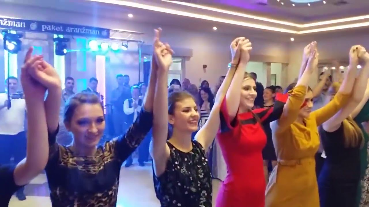 Srpska svadba u Mladenovcu | Ludi kamen