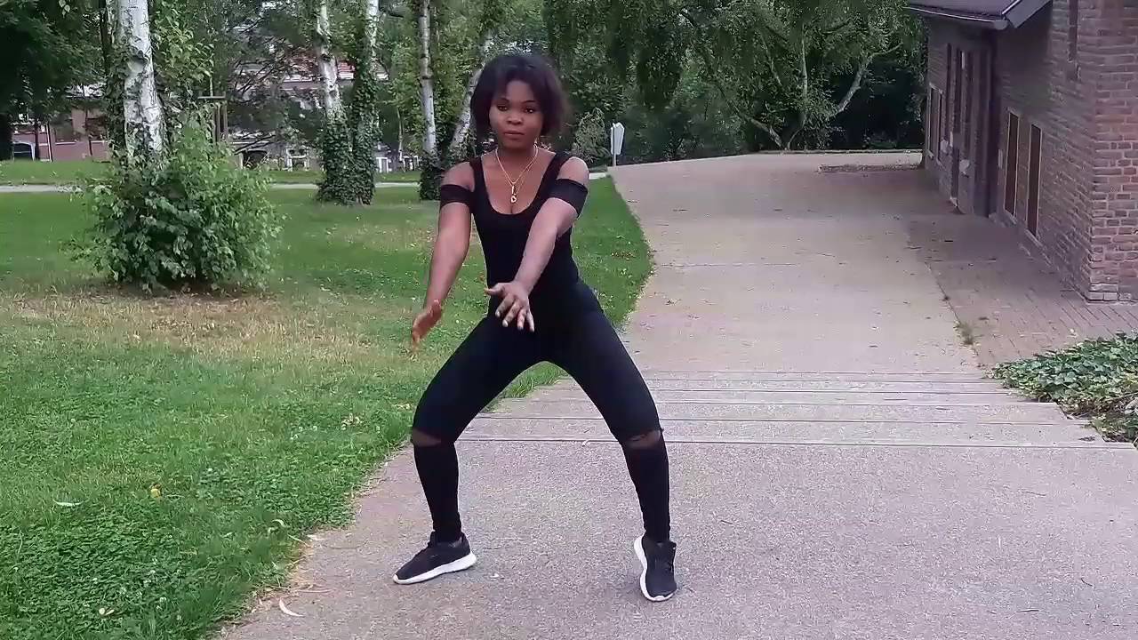 Bisa Kdei - JWE (Official Video) dance in belguim