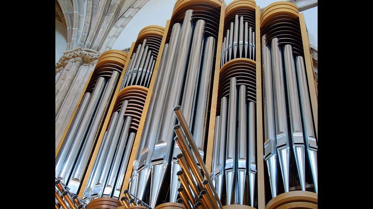 J.S. BACH (1685-1750) Preludio y fuga en Re menor BWV 539, organista  Liudmila Matsyura