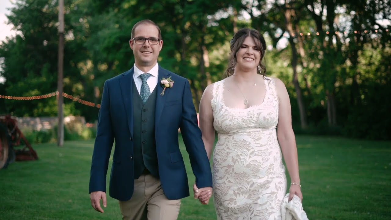 Lyons Farmette Wedding | Susan and Tim | PREVIEW