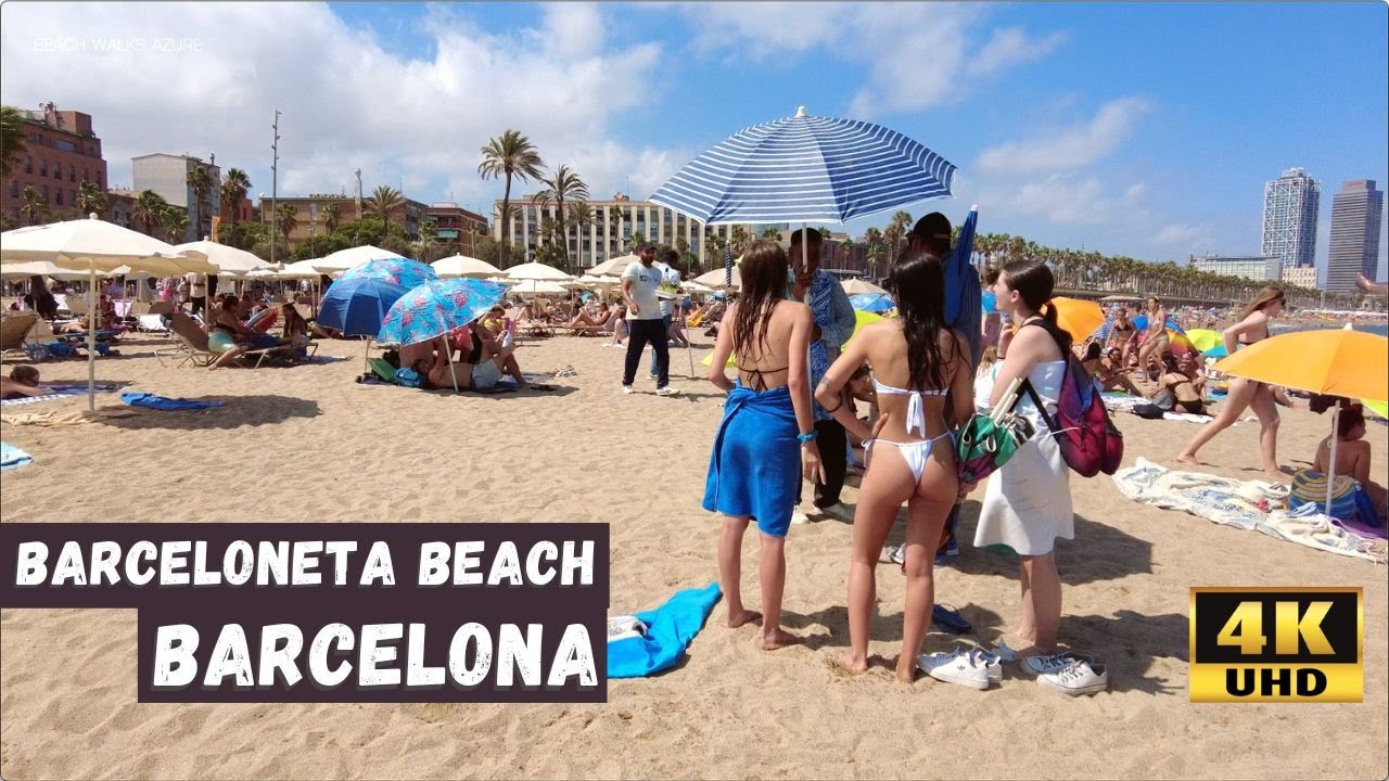 🇪🇸 Hot Day in Barcelona Beach - Spain ☀️🏖️ Amazing Barceloneta Beach Walk - 4K
