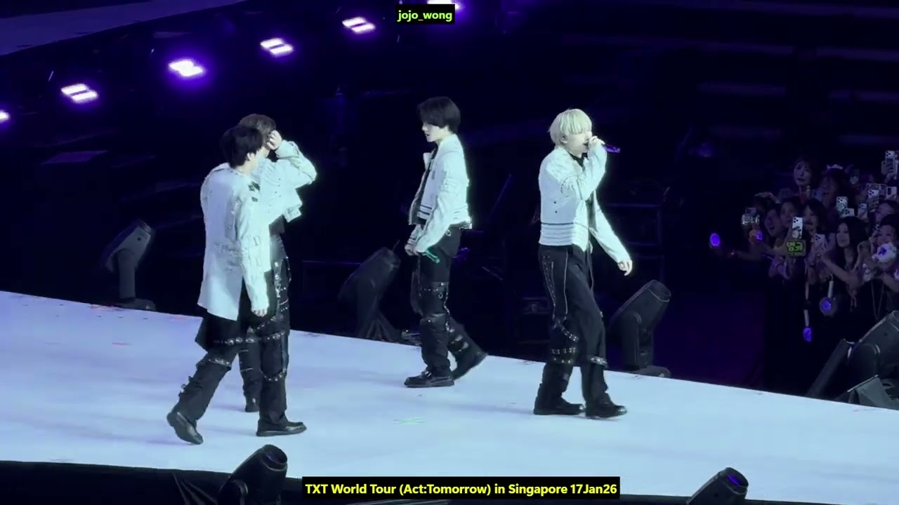 TXT - Over the Moon - TXT World Tour (ACT: TOMORROW) in SG 17Jan26 Famcam