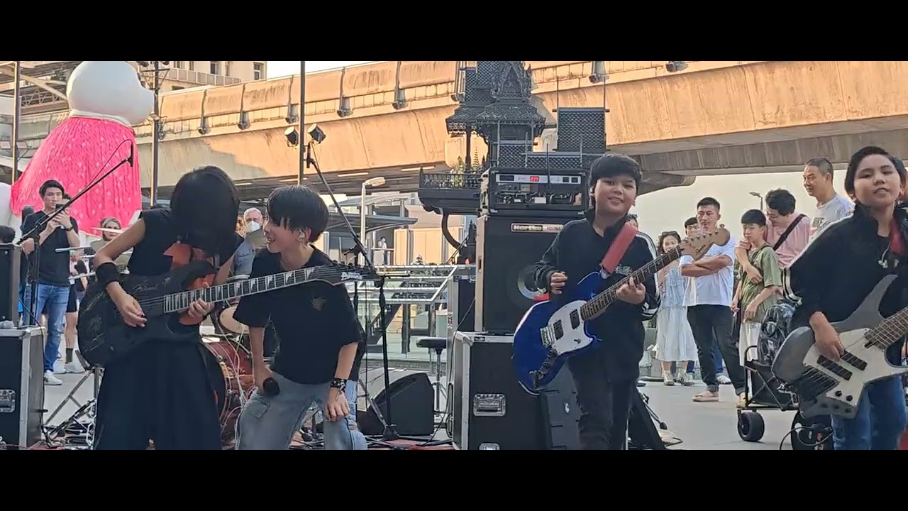 แสงสุดท้าย, MBK, 16 Feb 2025 #วงไม่มีชื่อ #nonameband #bodyslam #velanonameband #mbk