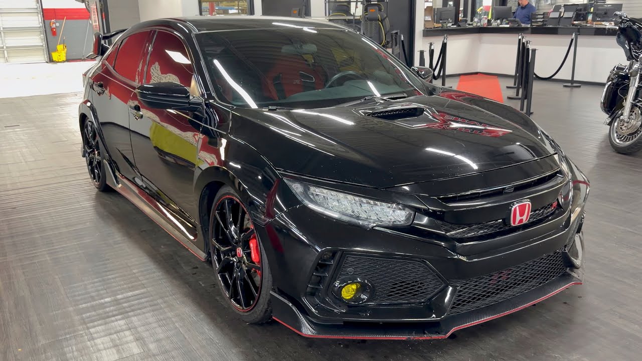 19 TYPE-R @ COSMO MOTORS