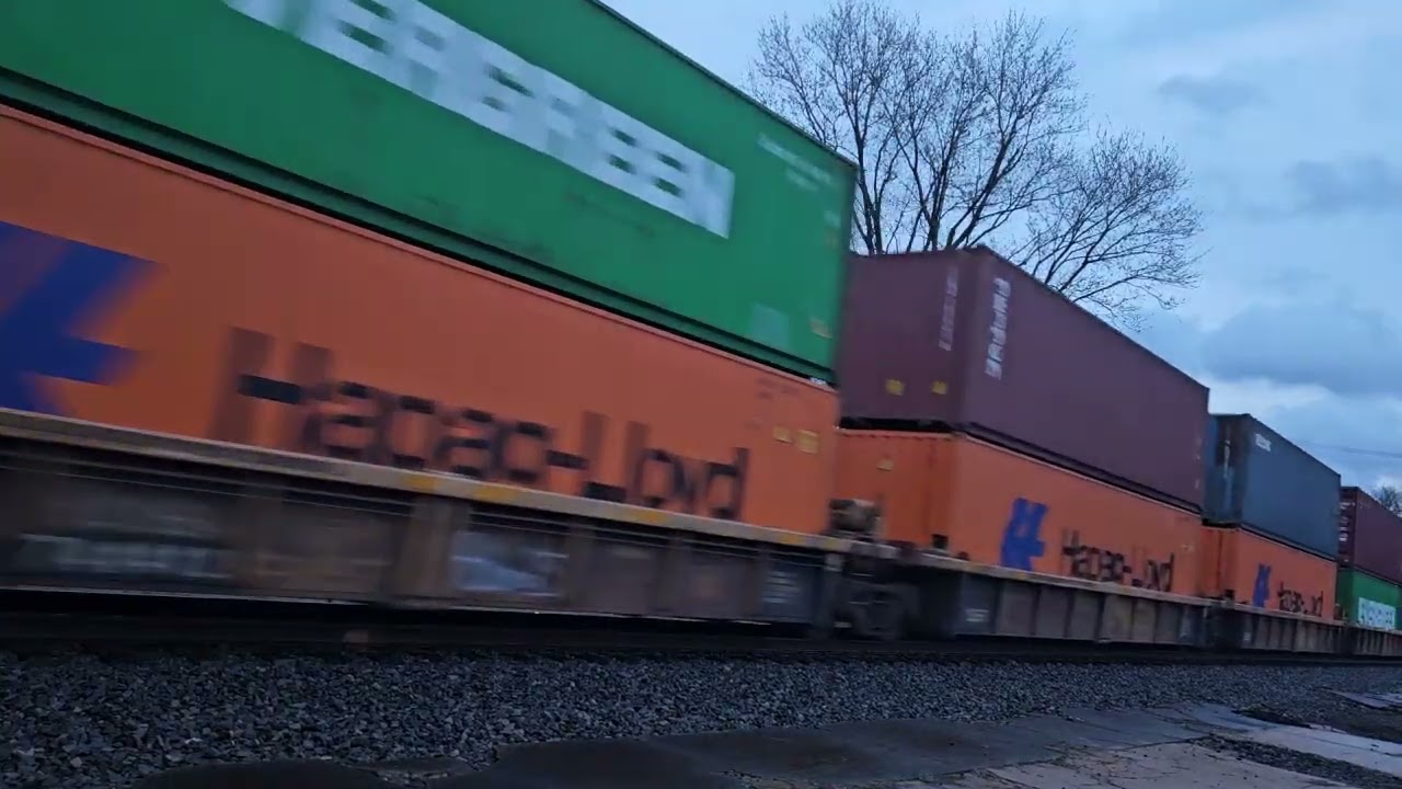 NS 4385 Leads NS 4051 on NS 272 Passing Through in Boyce VA (Friendly Crew)
