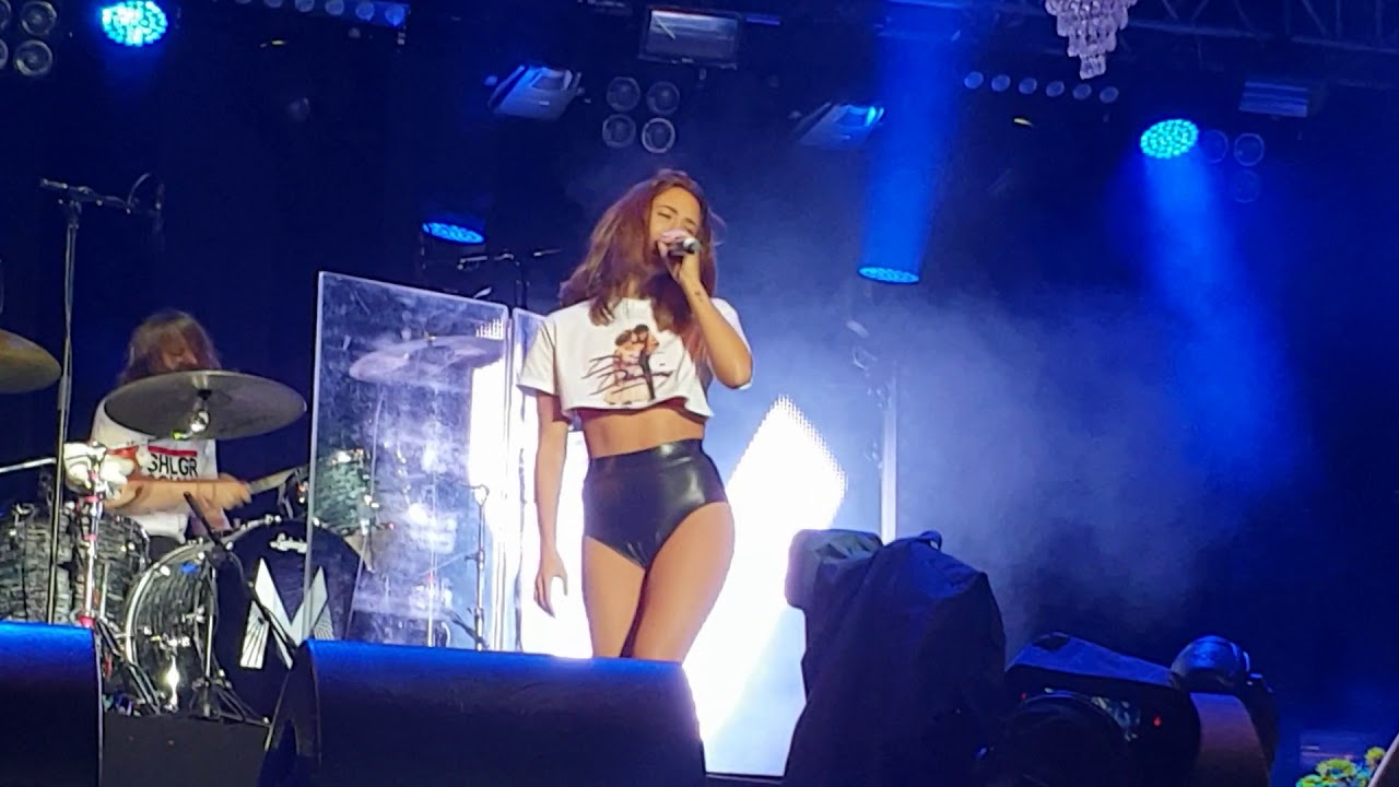 Vanessa Mai ( Stärker ) Heiteren  Zofingen -CH 09.08.2018