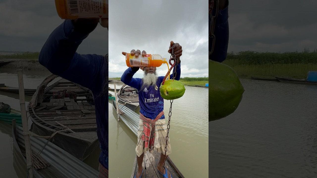 Really Amazing fishing method with tasty papaya bait #baitfishing #shorts #riverside
