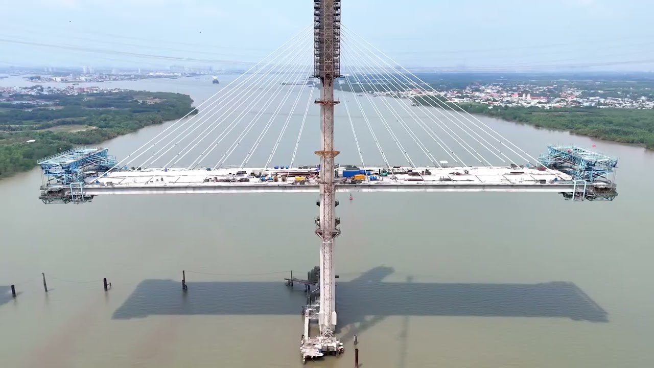 Cầu Phước Khánh sắp hoàn thiện