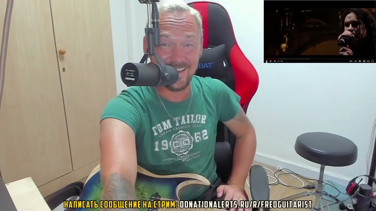Юрий Петрович слушает 