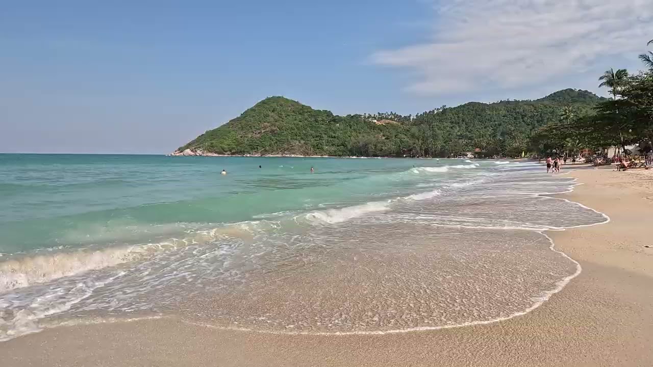 Thong nai pan yai beach.Walking